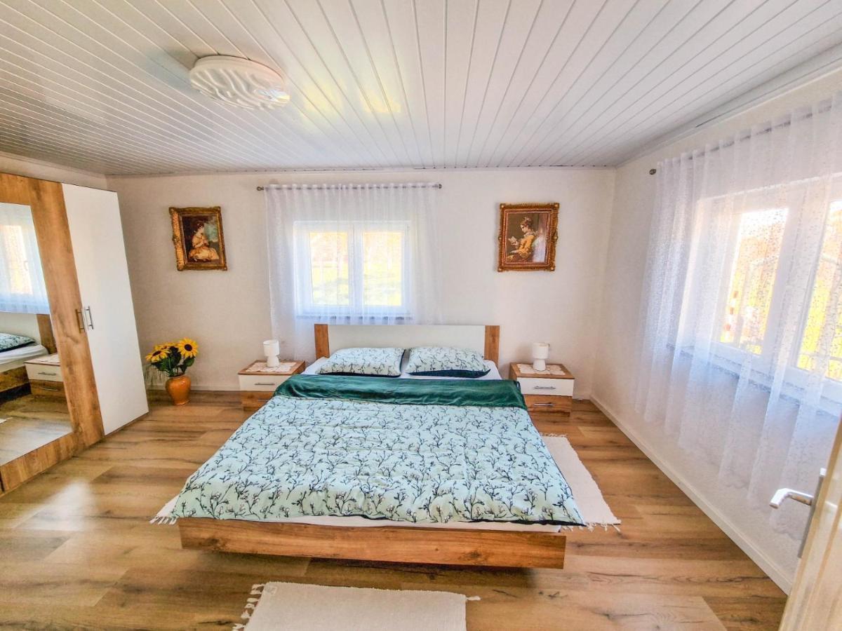 Holiday House Rukavina Donje Pazariste Esterno foto